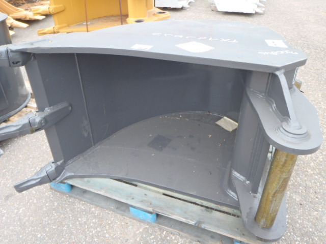 New Holland E165 - - Kopp - Ehitusmasinad: pilt 2 New Holland E165 - - Kopp - Ehitusmasinad: pilt 2