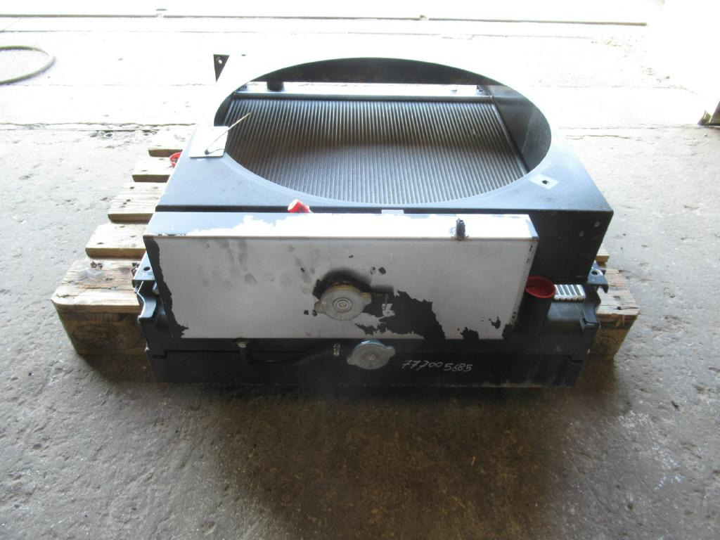 New Holland YN05P00034S001 - 87339771 - Radiaator - Ehitusmasinad: pilt 1 New Holland YN05P00034S001 - 87339771 - Radiaator - Ehitusmasinad: pilt 1