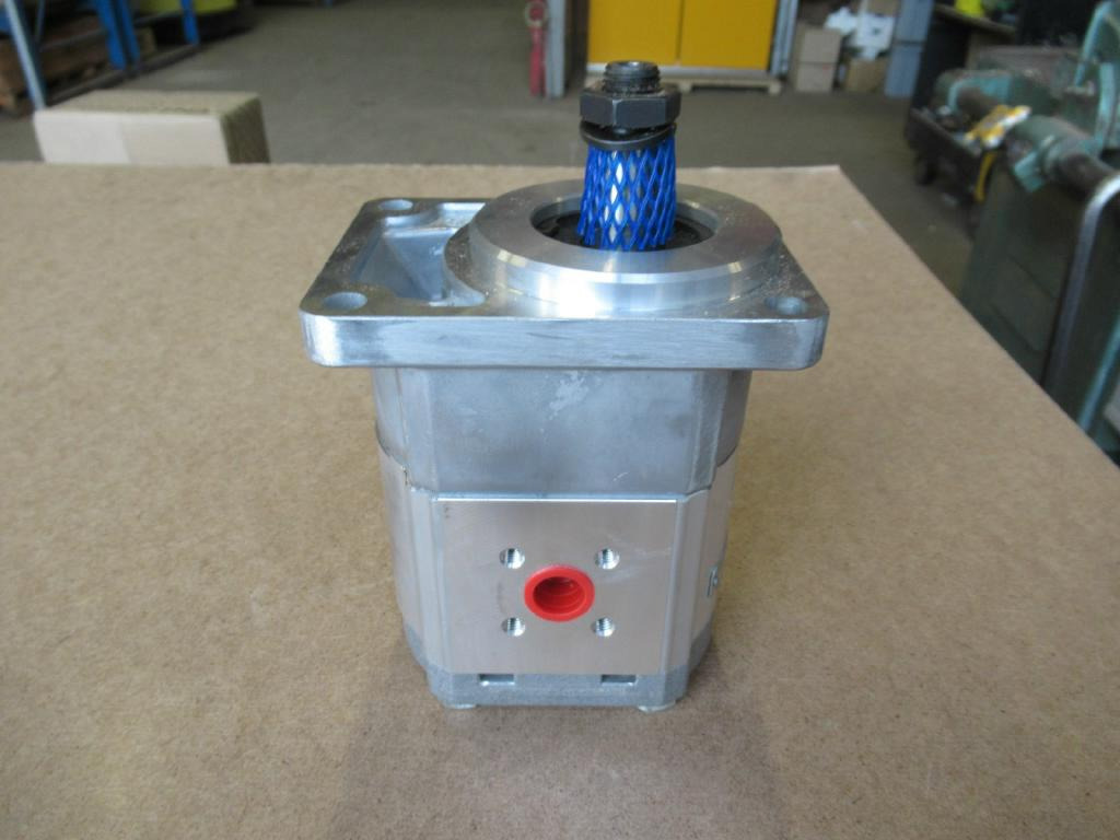 Vickers 051702198 - - Hüdrauliline pump - Ehitusmasinad: pilt 2 Vickers 051702198 - - Hüdrauliline pump - Ehitusmasinad: pilt 2
