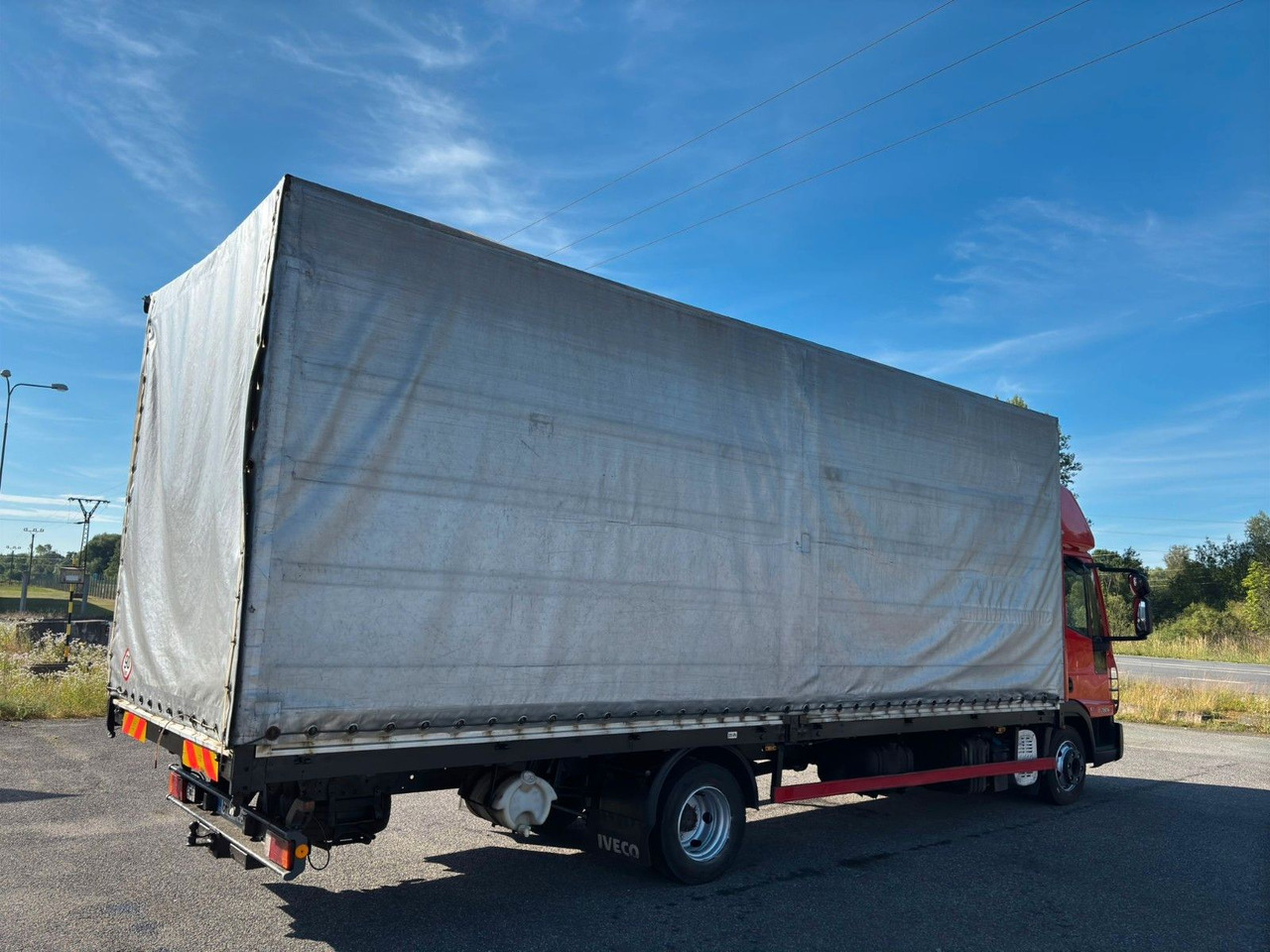 Iveco EuroCargo 75E16 - Tent tarbesõiduk: pilt 3 Iveco EuroCargo 75E16 - Tent tarbesõiduk: pilt 3