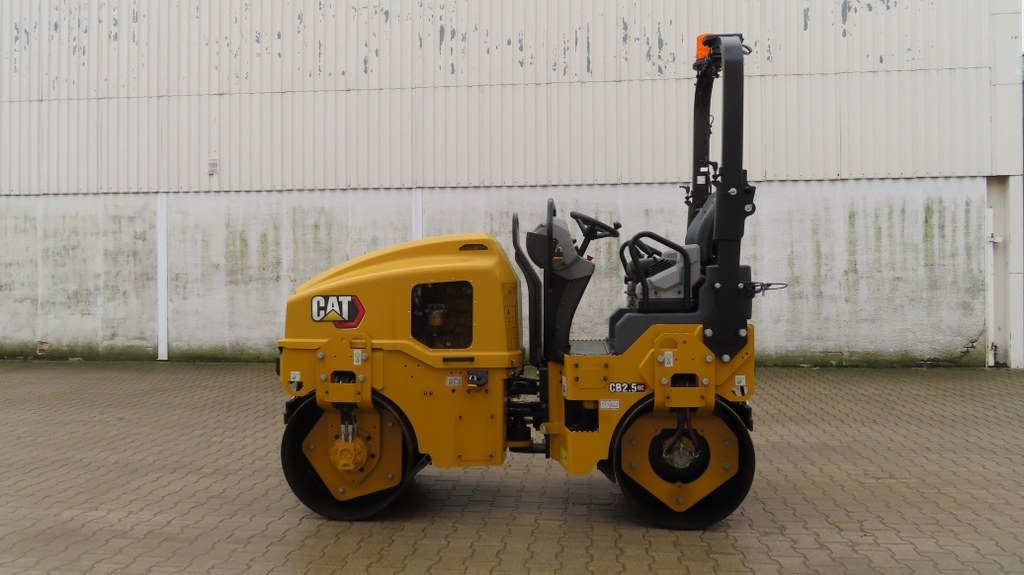 Caterpillar CB 2.5 GC - Teerull: pilt 5 Caterpillar CB 2.5 GC - Teerull: pilt 5