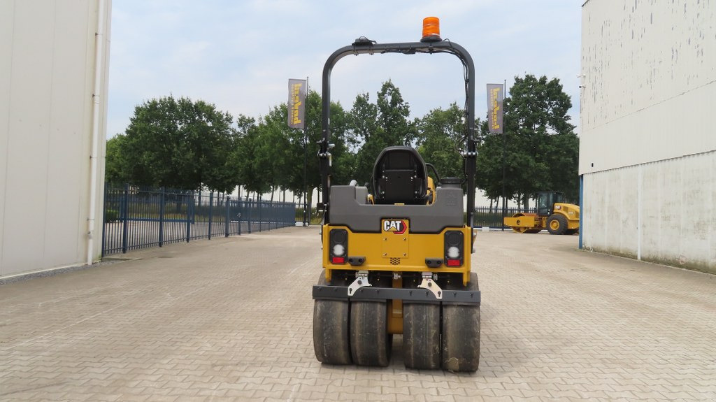 Caterpillar CC4.0 - Kombineeritud rull: pilt 3 Caterpillar CC4.0 - Kombineeritud rull: pilt 3