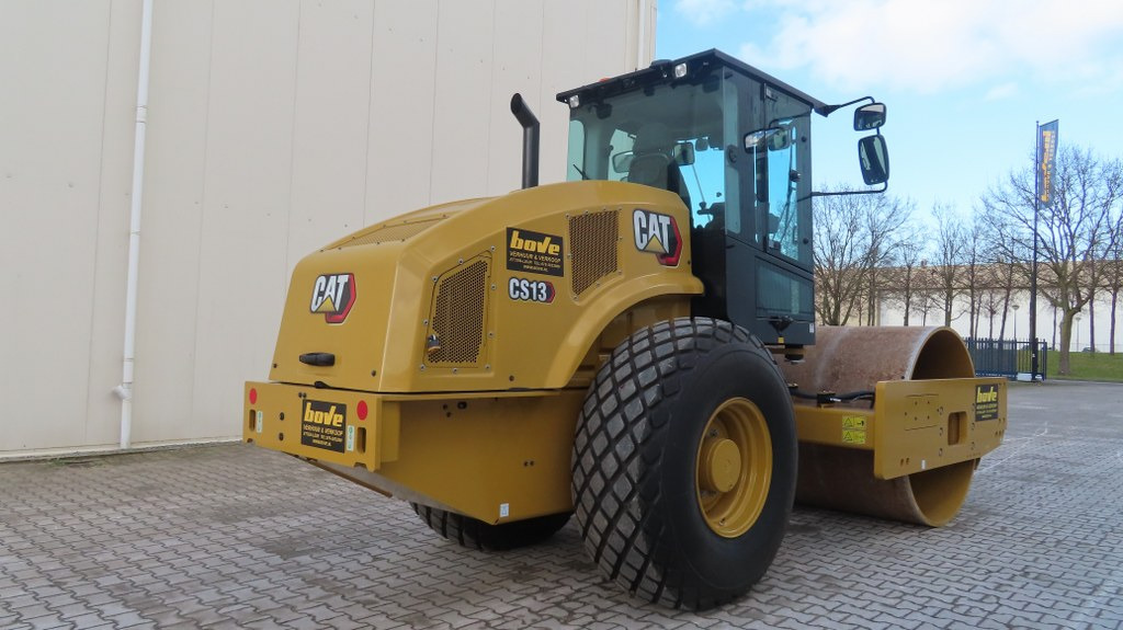 Caterpillar CS13 - Tihendaja: pilt 2 Caterpillar CS13 - Tihendaja: pilt 2