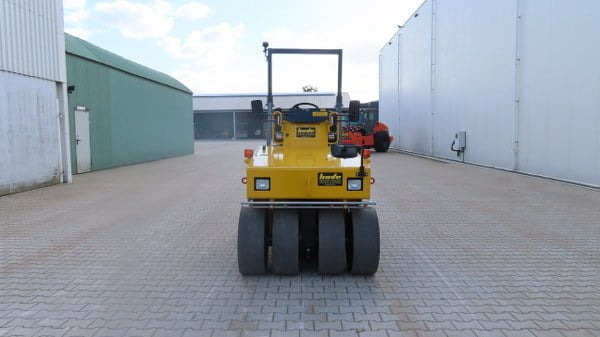 Pneumaatiline teerull Sakai TS 160-3: pilt 7