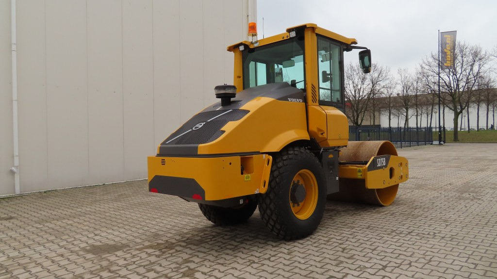 Volvo SD 75 B - Tihendaja: pilt 2 Volvo SD 75 B - Tihendaja: pilt 2