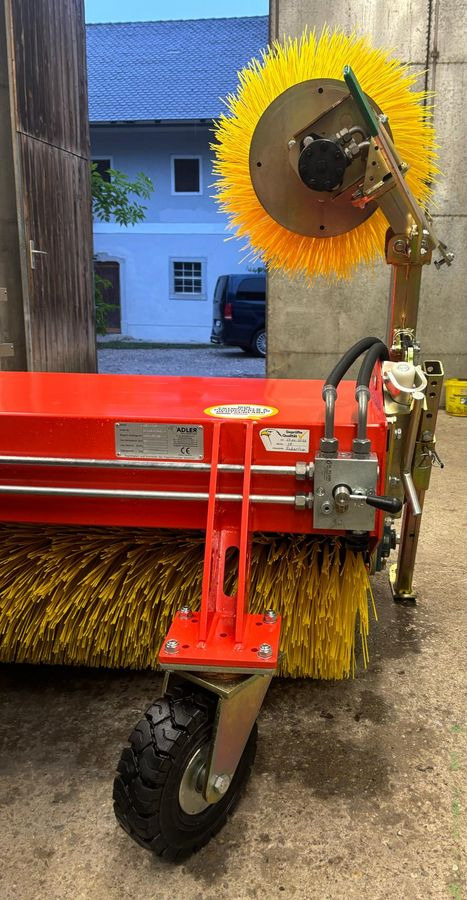 Adler Adler K600/240 Kehrmaschine - Hari: pilt 2 Adler Adler K600/240 Kehrmaschine - Hari: pilt 2