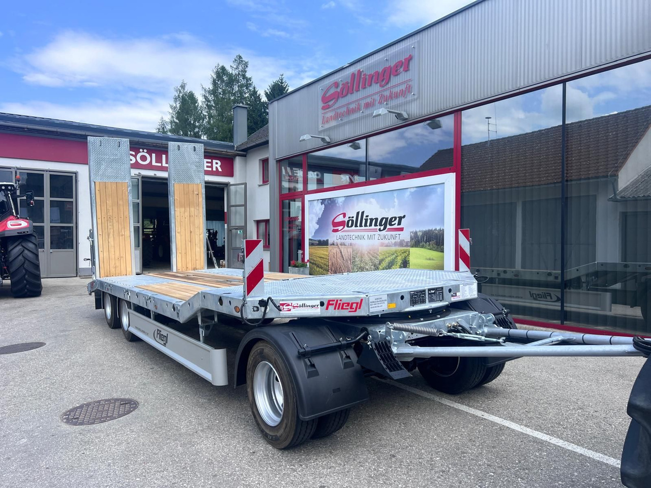 Fliegl Fliegl Tieflader DTL 300 AGRAR - Madal platvorm järelhaagis: pilt 1 Fliegl Fliegl Tieflader DTL 300 AGRAR - Madal platvorm järelhaagis: pilt 1