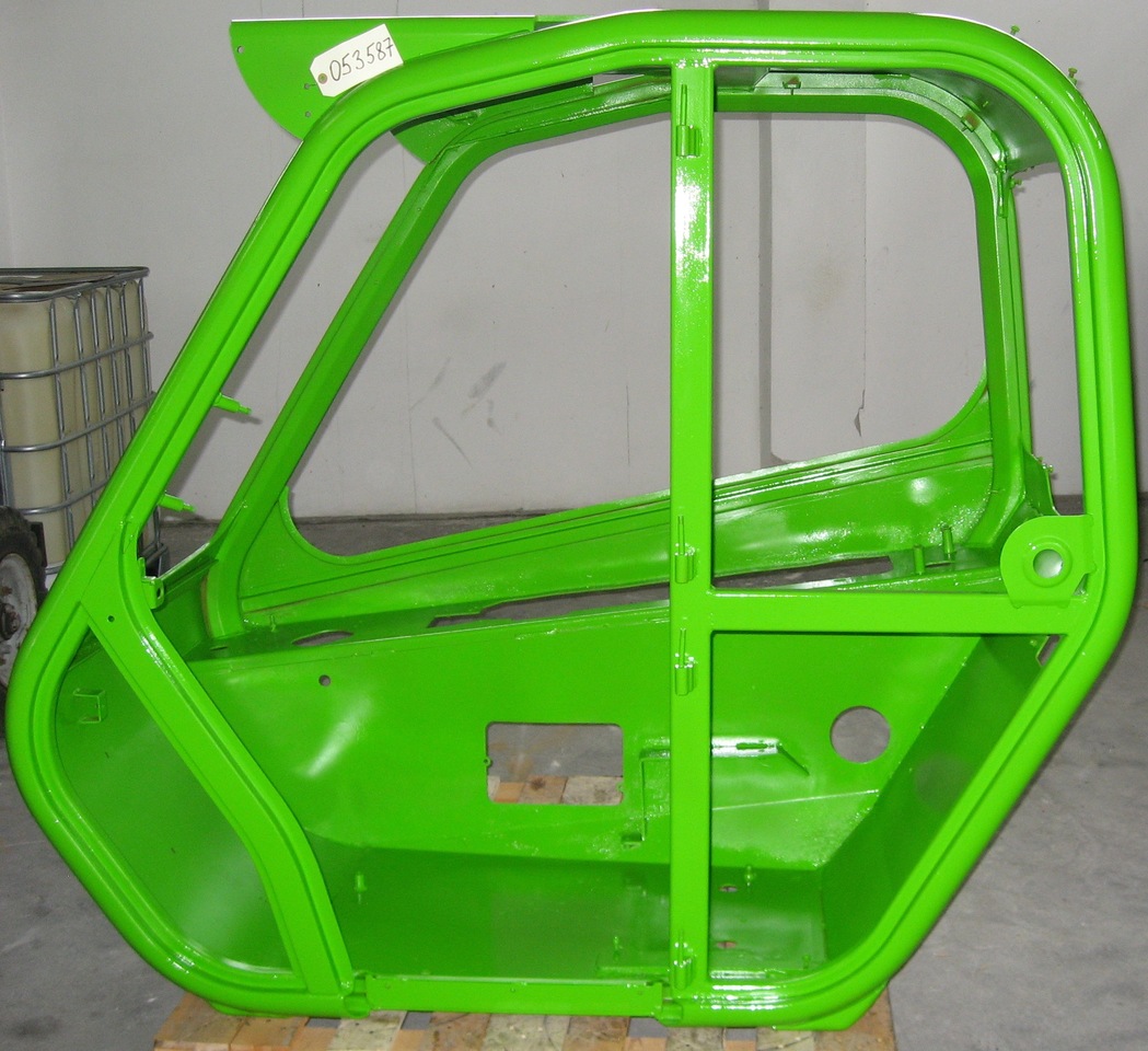 Merlo CAB Nr. 053587 - Kabiin - Teleskooplaadur: pilt 1 Merlo CAB Nr. 053587 - Kabiin - Teleskooplaadur: pilt 1