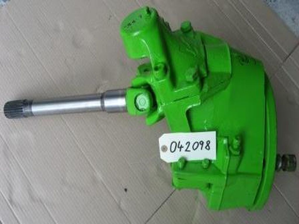 Merlo Endantrieb Nr. 042098 - Jõuülekanne - Teleskooplaadur: pilt 1 Merlo Endantrieb Nr. 042098 - Jõuülekanne - Teleskooplaadur: pilt 1