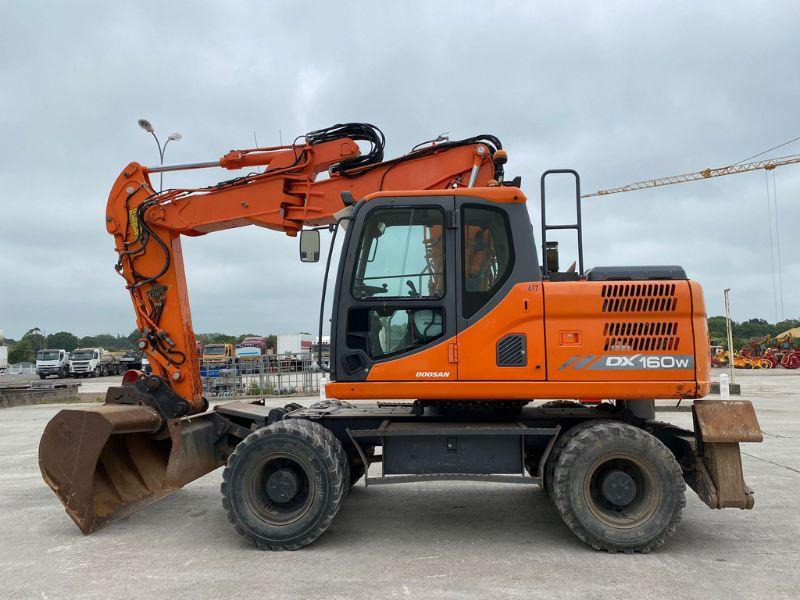 Doosan DX160 - Ratastel ekskavaator: pilt 2 Doosan DX160 - Ratastel ekskavaator: pilt 2