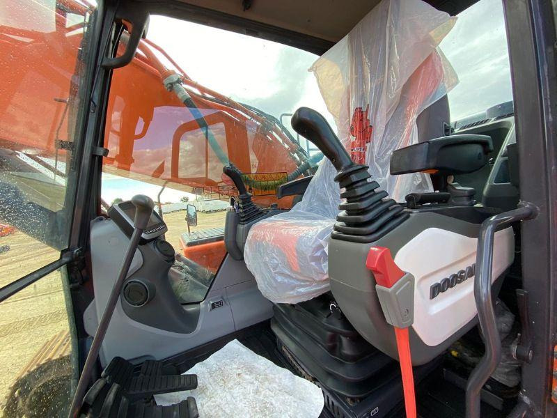 Doosan DX300LC - Lintekskavaator: pilt 5 Doosan DX300LC - Lintekskavaator: pilt 5