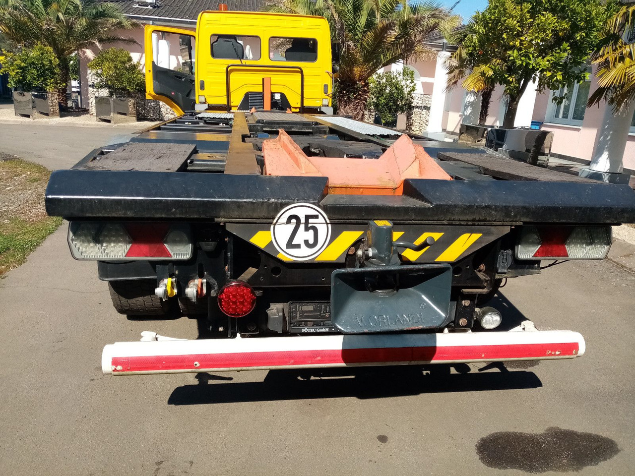 Mercedes-Benz Kamag Mercedes-Benz Kamag/Wiesel/WBH/KB3886/mit Garantie - Konteinerveduk/ Tõstukiga veoauto: pilt 3 Mercedes-Benz Kamag Mercedes-Benz Kamag/Wiesel/WBH/KB3886/mit Garantie - Konteinerveduk/ Tõstukiga veoauto: pilt 3