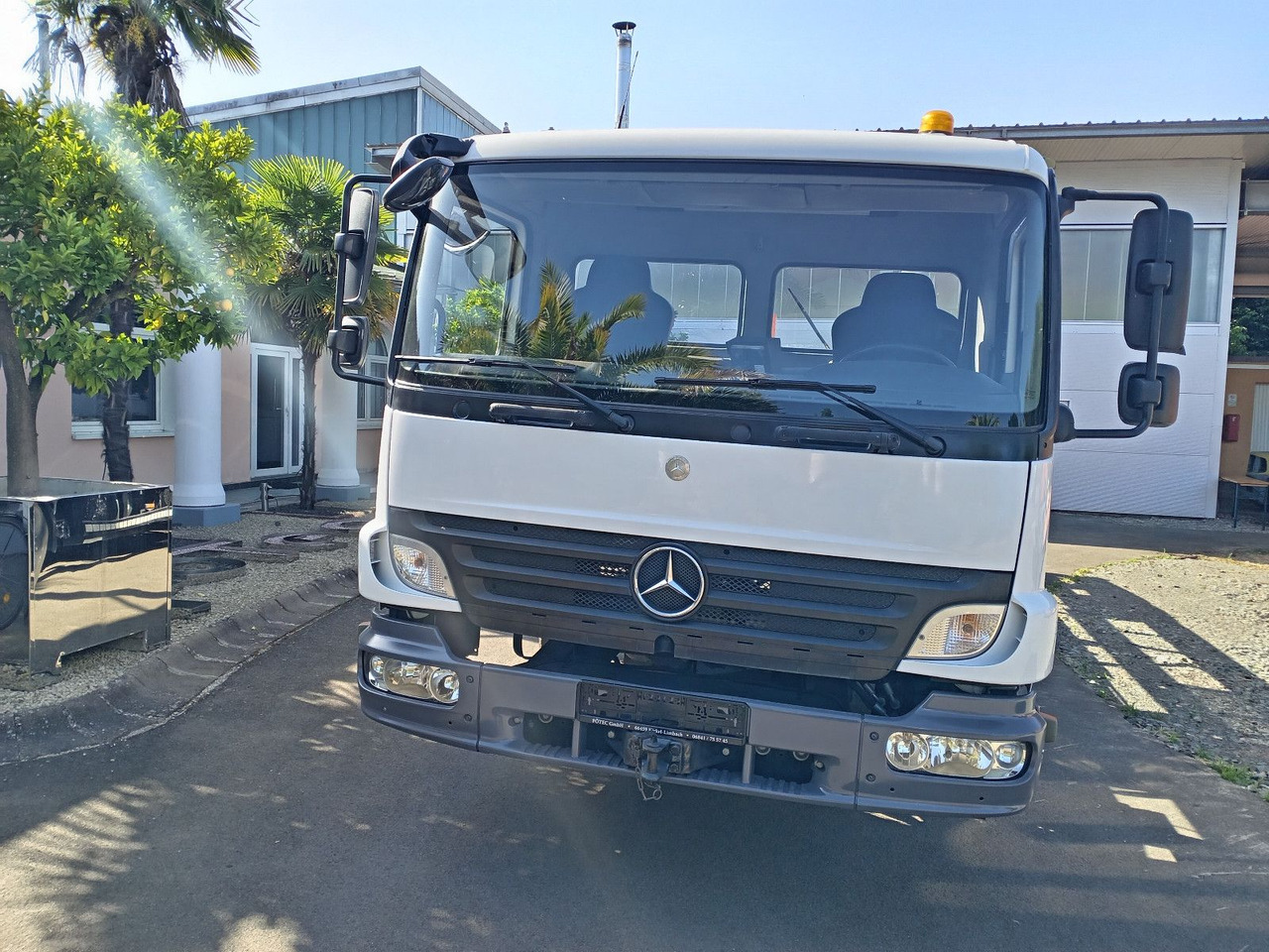 Mercedes-Benz Kamag/ Wiesel/ WBH/KB3682 - Konteinerveduk/ Tõstukiga veoauto: pilt 1 Mercedes-Benz Kamag/ Wiesel/ WBH/KB3682 - Konteinerveduk/ Tõstukiga veoauto: pilt 1