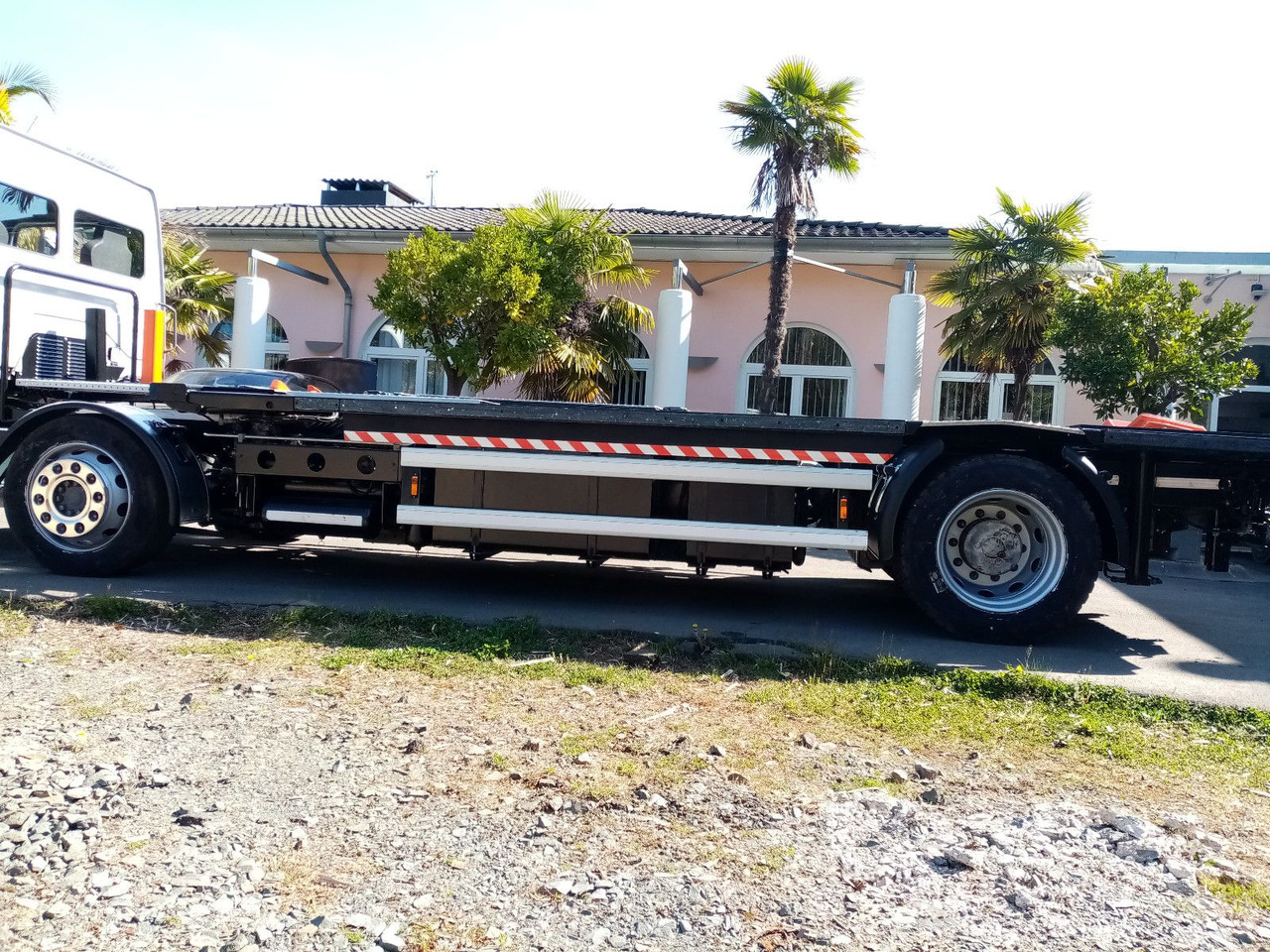 Mercedes-Benz Kamag/ Wiesel/ WBH/KB3708/mit Garantie - Konteinerveduk/ Tõstukiga veoauto: pilt 3 Mercedes-Benz Kamag/ Wiesel/ WBH/KB3708/mit Garantie - Konteinerveduk/ Tõstukiga veoauto: pilt 3