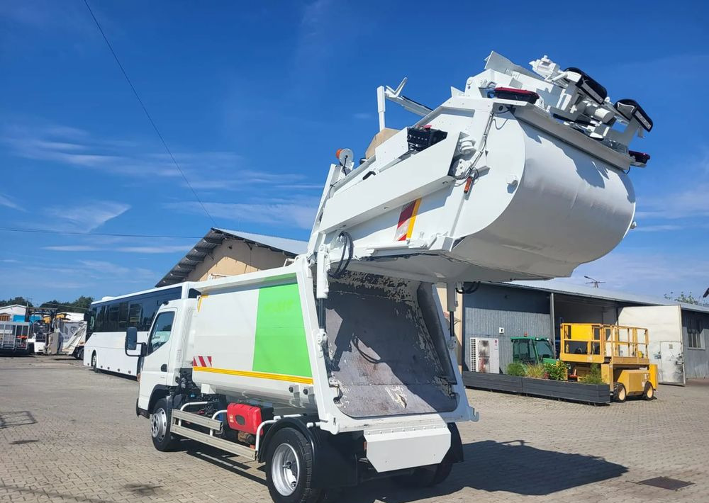 Mitsubishi Fuso Canter - Prügiauto: pilt 4 Mitsubishi Fuso Canter - Prügiauto: pilt 4
