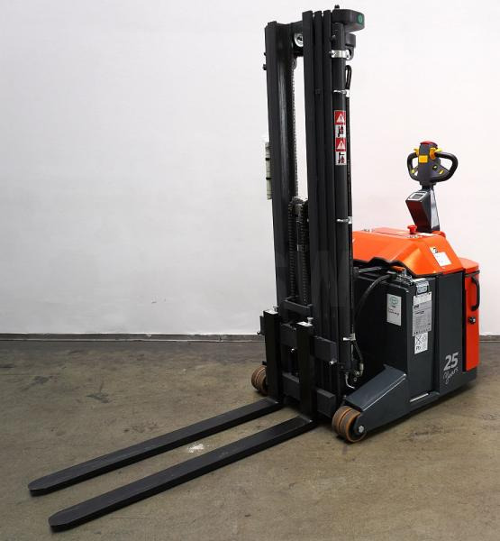 Combilift CS1250 - Virnastaja: pilt 2 Combilift CS1250 - Virnastaja: pilt 2
