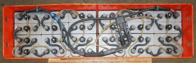 GNB 48 Volt 4 PzS 560 Ah - Aku: pilt 3 GNB 48 Volt 4 PzS 560 Ah - Aku: pilt 3
