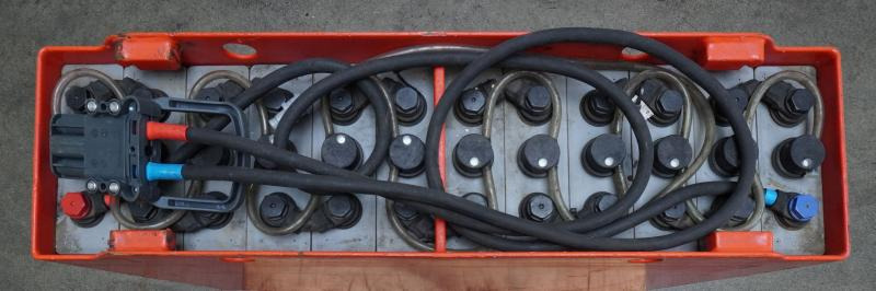 GRUMA 24 Volt 3 PzS 375 Ah - Aku - Materjali käitlemise seade: pilt 3 GRUMA 24 Volt 3 PzS 375 Ah - Aku - Materjali käitlemise seade: pilt 3