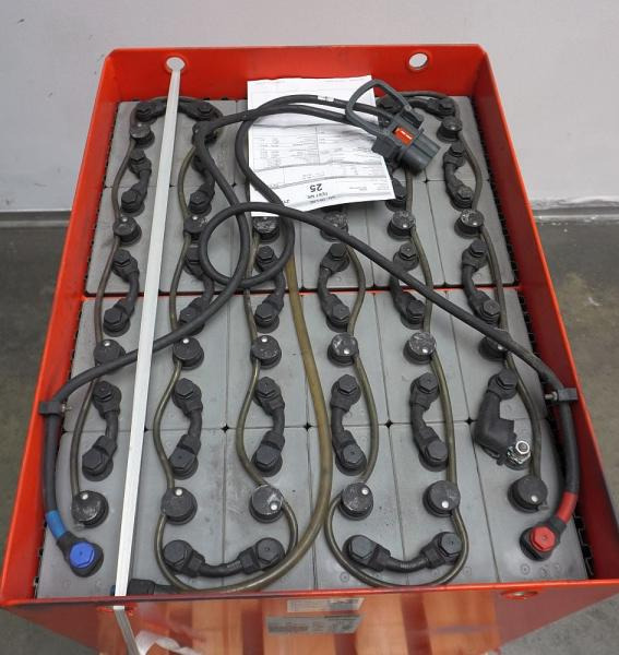GRUMA 48 Volt 5 PzS 700 Ah - Aku: pilt 3 GRUMA 48 Volt 5 PzS 700 Ah - Aku: pilt 3