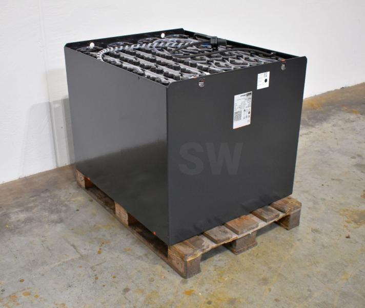 GRUMA 80 Volt 5 PzS 775 Ah - Aku - Materjali käitlemise seade: pilt 1 GRUMA 80 Volt 5 PzS 775 Ah - Aku - Materjali käitlemise seade: pilt 1
