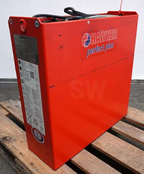 HAWKER 24 Volt 2 PzS 230 Ah - Aku: pilt 1 HAWKER 24 Volt 2 PzS 230 Ah - Aku: pilt 1