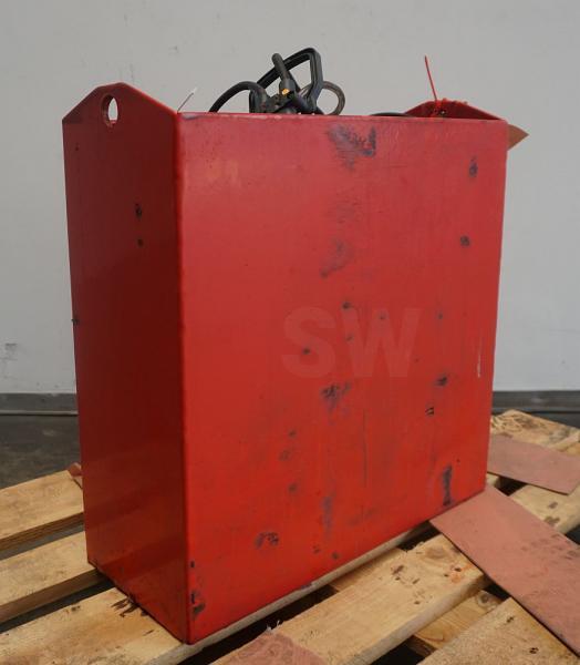 HAWKER 24 Volt 3 PzB 225 Ah - Aku: pilt 2 HAWKER 24 Volt 3 PzB 225 Ah - Aku: pilt 2