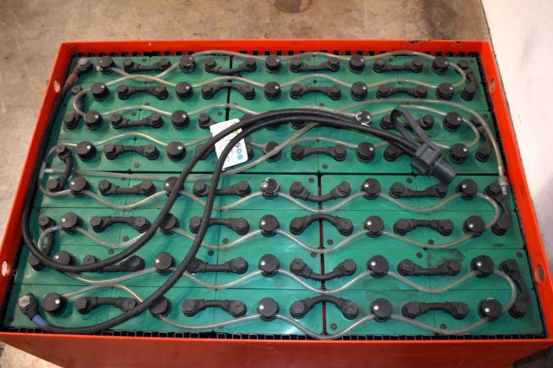 HOPPECKE 80 Volt 4 PzS 500 Ah - Aku: pilt 3 HOPPECKE 80 Volt 4 PzS 500 Ah - Aku: pilt 3