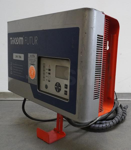 IEB TriCOM FUTUR E 230 G24/70 B25-FP T - Aku: pilt 1 IEB TriCOM FUTUR E 230 G24/70 B25-FP T - Aku: pilt 1
