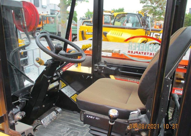 Jcb 940-4 - Ebatasasel maastikul kohanduv kahveltõstuk: pilt 3 Jcb 940-4 - Ebatasasel maastikul kohanduv kahveltõstuk: pilt 3