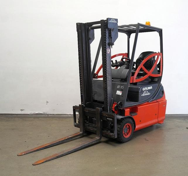 Linde E 16 335-02 - Elektritõstuk: pilt 1 Linde E 16 335-02 - Elektritõstuk: pilt 1