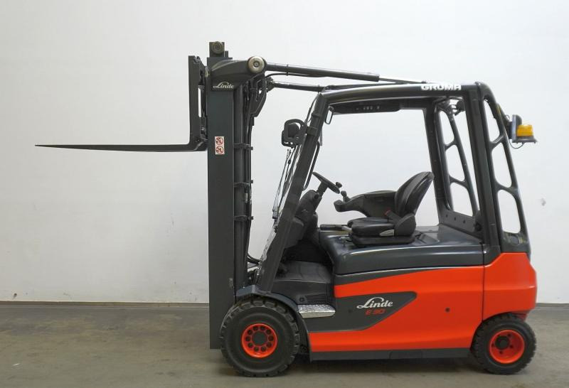 Linde E 30 L 387 - Elektritõstuk: pilt 4 Linde E 30 L 387 - Elektritõstuk: pilt 4