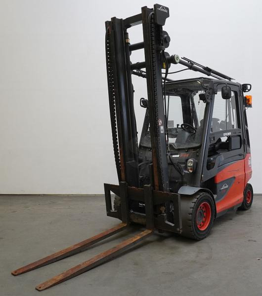 Linde E 35/600 H 388 - Elektritõstuk: pilt 1 Linde E 35/600 H 388 - Elektritõstuk: pilt 1