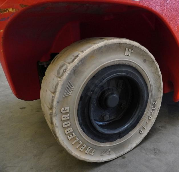 Linde H 30 T 1202 - Gaasitõstuk: pilt 5 Linde H 30 T 1202 - Gaasitõstuk: pilt 5