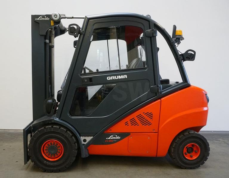 Linde H 35 D EVO 393-02 - Diiseltõstuk: pilt 4 Linde H 35 D EVO 393-02 - Diiseltõstuk: pilt 4