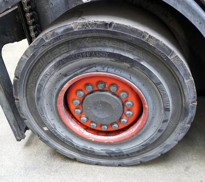 Linde H 35 D EVO 393-02 - Diiseltõstuk: pilt 5 Linde H 35 D EVO 393-02 - Diiseltõstuk: pilt 5