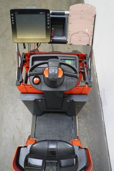 Linde P 30 C 1190 - Puksiirtraktor: pilt 3 Linde P 30 C 1190 - Puksiirtraktor: pilt 3