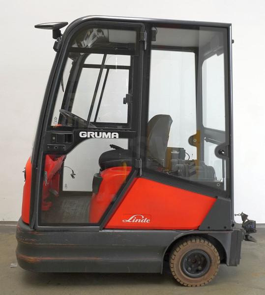 Linde P 60 Z 126 - Puksiirtraktor: pilt 4 Linde P 60 Z 126 - Puksiirtraktor: pilt 4