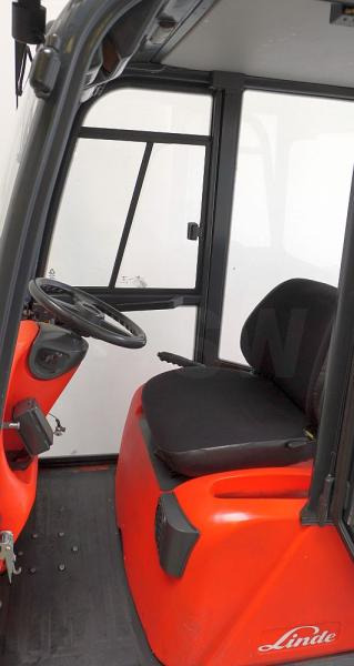 Linde P 60 Z 126 - Puksiirtraktor: pilt 3 Linde P 60 Z 126 - Puksiirtraktor: pilt 3