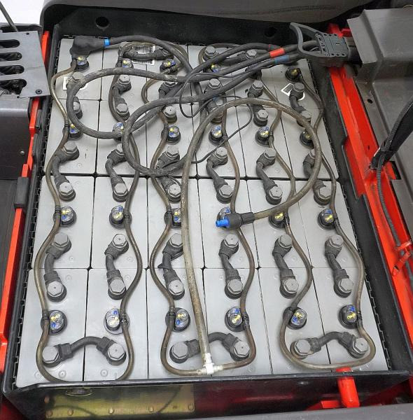 Elektritõstuk Manitou ME316-48U: pilt 1