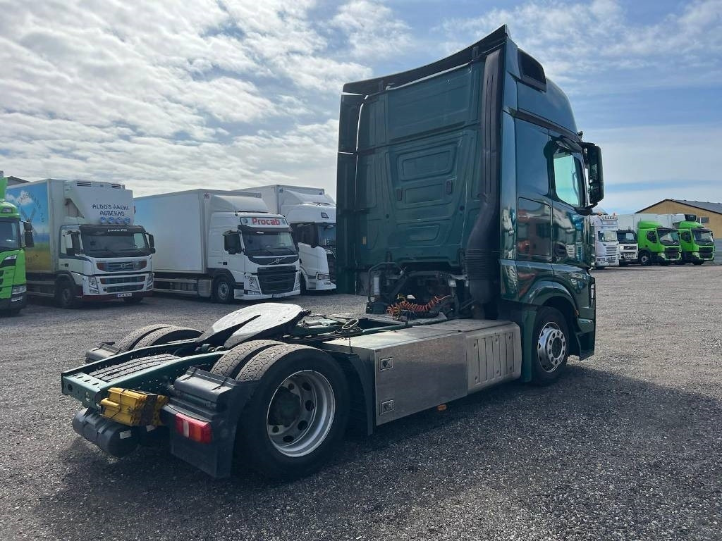 Mercedes-Benz Actros 4x2 serie 0161 - Sadulveok: pilt 3 Mercedes-Benz Actros 4x2 serie 0161 - Sadulveok: pilt 3