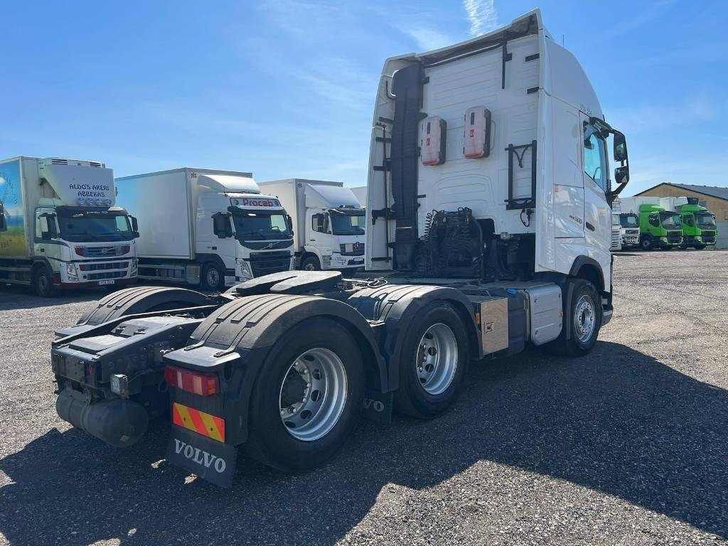 Volvo FH500 6*2 serie 4158 - Sadulveok: pilt 3 Volvo FH500 6*2 serie 4158 - Sadulveok: pilt 3