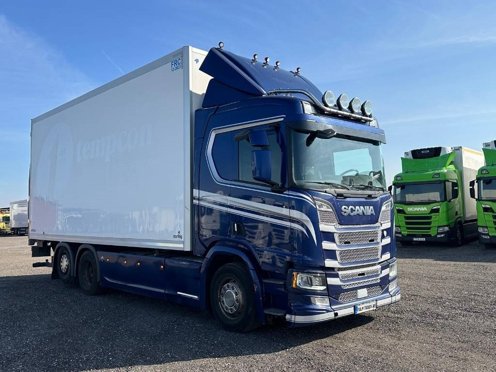 Scania R520B6X2*4NMB serie 1580 - Külmutiga veoauto: pilt 1 Scania R520B6X2*4NMB serie 1580 - Külmutiga veoauto: pilt 1