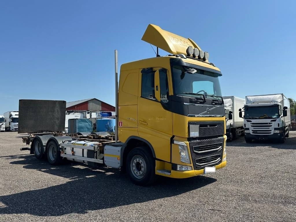 Volvo FH 500 serie 3658 - Kabiinišassiiga veoauto: pilt 2 Volvo FH 500 serie 3658 - Kabiinišassiiga veoauto: pilt 2