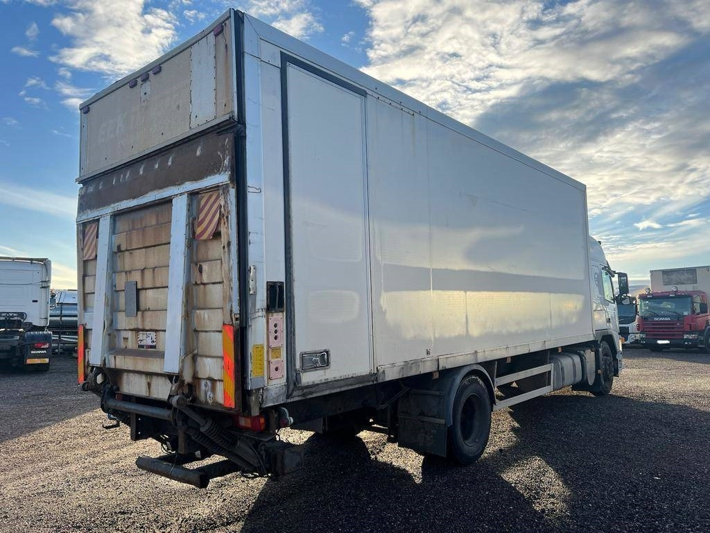 Volvo FM-340 4X2 Serie 1468 - Kasti veoauto: pilt 3 Volvo FM-340 4X2 Serie 1468 - Kasti veoauto: pilt 3