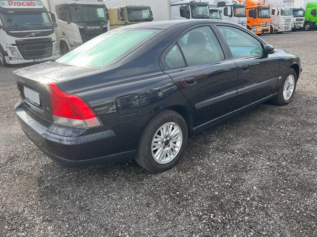 Volvo R + S60 serie 4044 - Auto: pilt 3 Volvo R + S60 serie 4044 - Auto: pilt 3