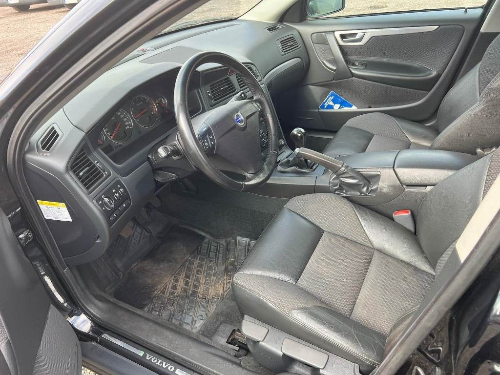 Volvo R + S60 serie 4044 - Auto: pilt 5 Volvo R + S60 serie 4044 - Auto: pilt 5