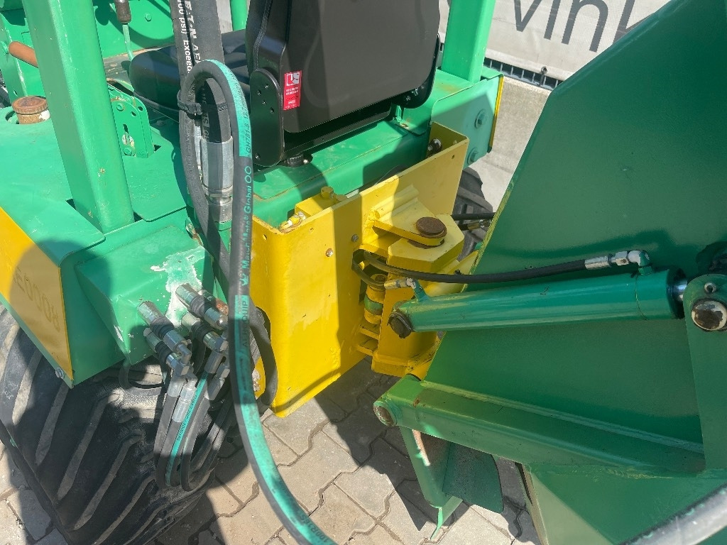 Ditch Witch 3500 DD - Kraavikaevamismasin: pilt 4 Ditch Witch 3500 DD - Kraavikaevamismasin: pilt 4