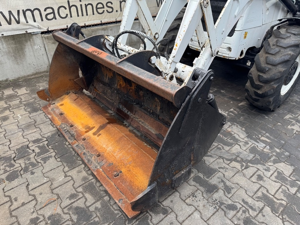 JCB 2 CX - Ekskavaator-laadur: pilt 2 JCB 2 CX - Ekskavaator-laadur: pilt 2