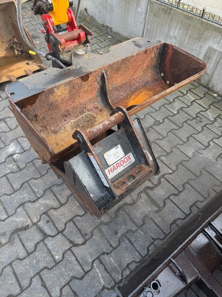 JCB 8018 - Miniekskavaator: pilt 4 JCB 8018 - Miniekskavaator: pilt 4