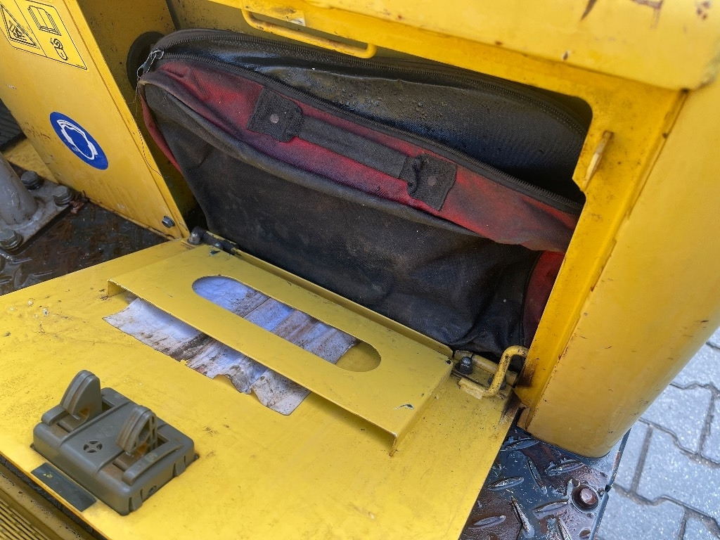 Yanmar C 30 R - Mini kallur: pilt 5 Yanmar C 30 R - Mini kallur: pilt 5